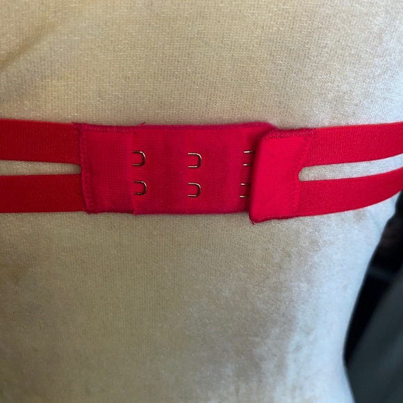 Victoria’s Secret Very Sexy eyelash trim bra - Picture 5 of 7